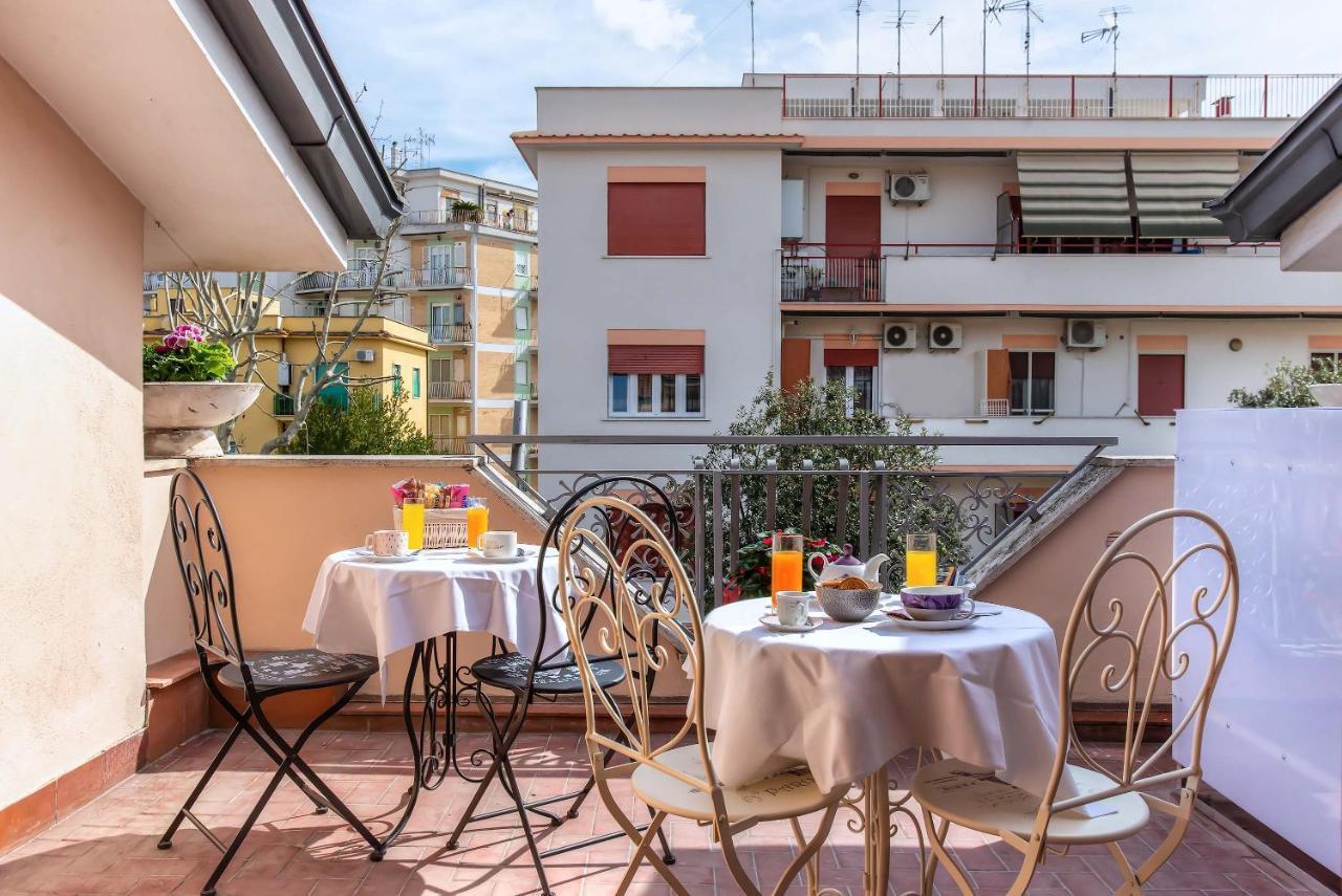 Plaza Rooms Ciampino Exterior foto